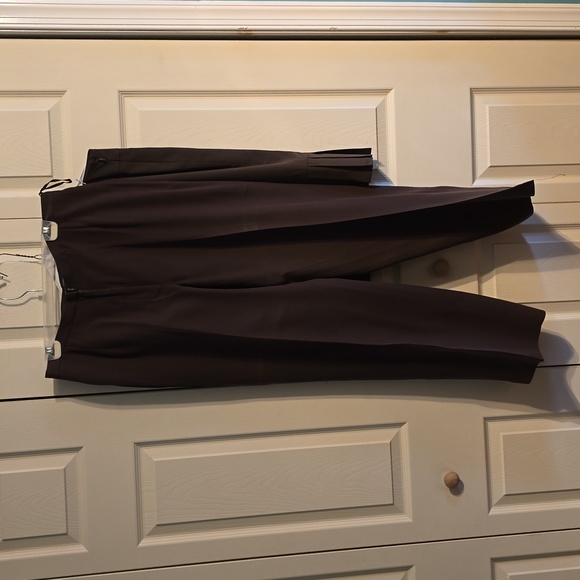 Valerie Stevens Pants - Pants and Skirt